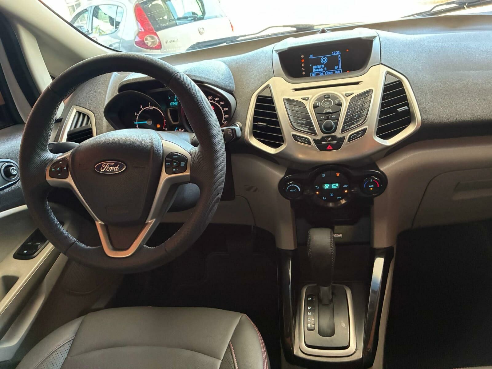 Imagem do veículo  FORD ECOSPORT TITANIUM AT